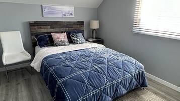 4 bedrooms, WiFi, bed sheets