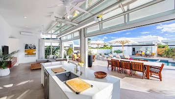 Family Villa | Living area