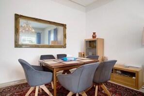 Dining - Holiday Apartment "Thaicenter Bodensee 2" with Lake View, Balcony & Wi-Fi (Friedrichshafen)