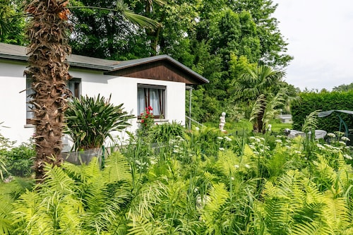 Ferienhaus 'Haus Am See' mit privater Terrasse und WLAN