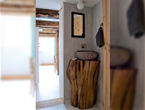 Interior - Apartment "Die Schmiede" with Private Terrace & Wi-Fi (Lenningen)