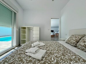 3 dormitorios, tabla de planchar con plancha, wifi y ropa de cama