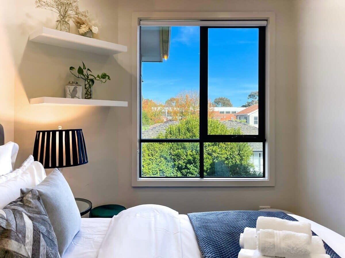 3 Schlafzimmer, Schreibtisch, Bügeleisen/Bügelbrett, WLAN