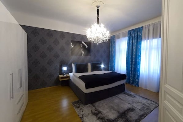 1 Schlafzimmer, Reisekinderbett, kostenloses WLAN, Bettwäsche