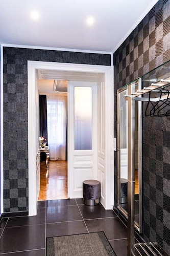 Sophie's Place Augarten - Superior & free parking