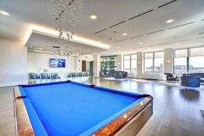 Unclassified image, 3 of 33, button - Spacious 1BR+Den | Steps from Pentagon City (Arlington)