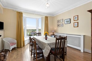 House | 4 bedrooms - Penalun House - Beautiful Sea Views (Tenby)