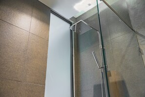 Apartamento empresarial | 1 quarto, ferros/tábuas de passar roupa, Wi-Fi de cortesia