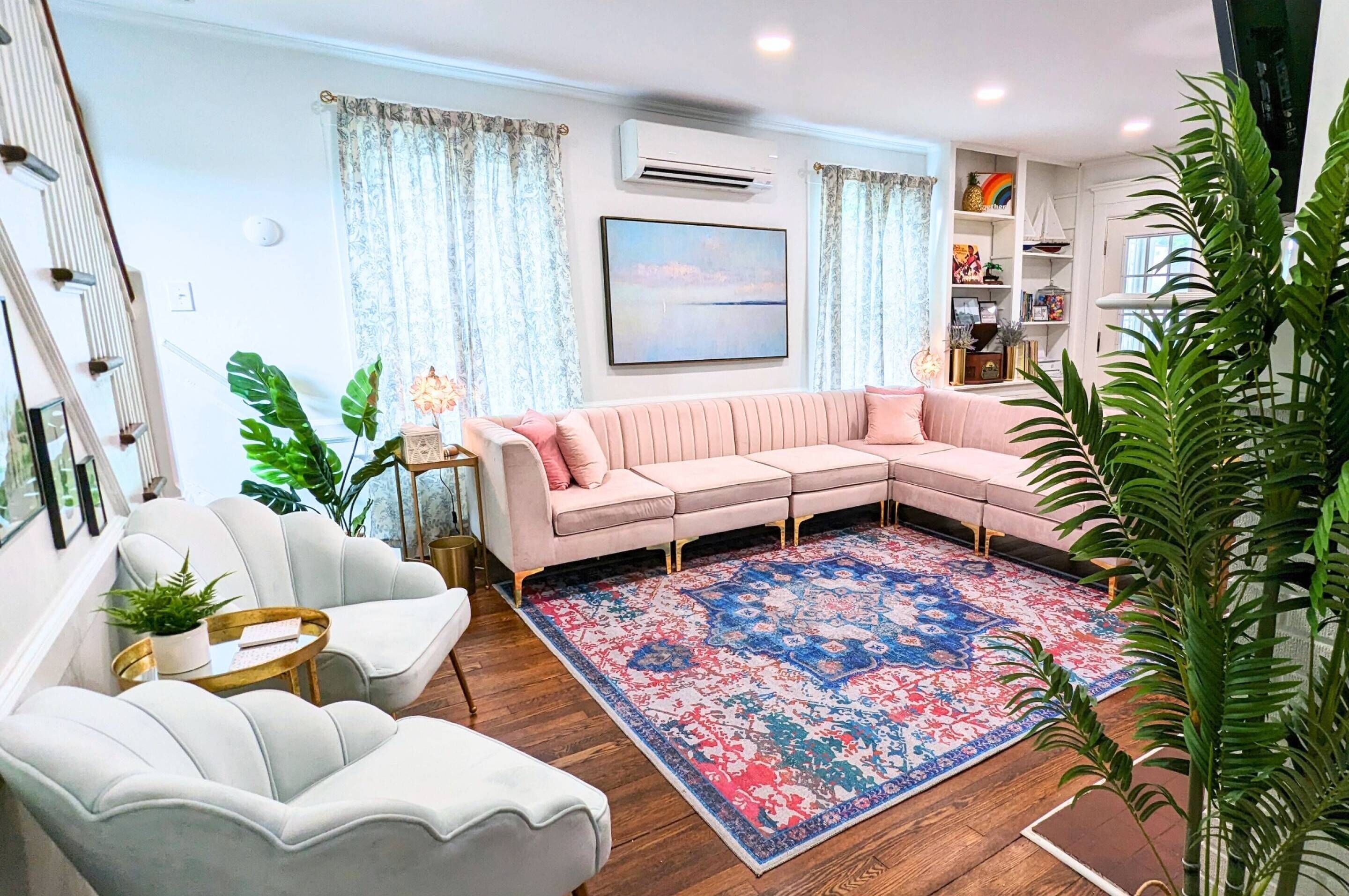 The Jewel of The Cove - Historic Coastal Retreat, Seaside Hideaway