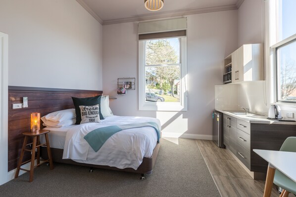 1 bedroom, iron/ironing board, WiFi, bed sheets - Beautiful studio apartment, in one of the most iconic historic buildings.  (Healesville)