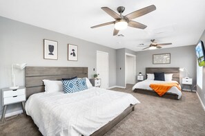 7 bedrooms, desk, iron/ironing board, WiFi