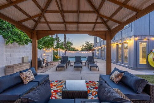 Extravagant Home|Pool|Gazebo|Games|5KingBeds|PHX