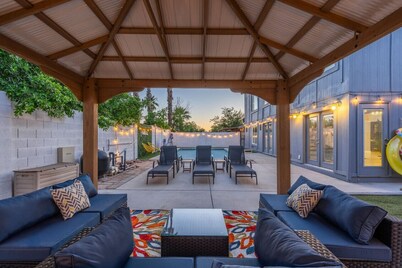 Extravagant Home|Pool|Gazebo|Games|5KingBeds|PHX