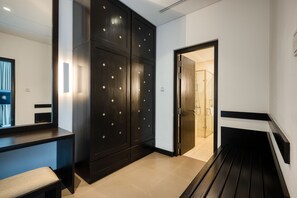 Literie de qualité supérieure, minibar, bureau