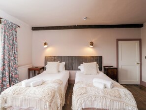 Casa de campo | 8 quartos, individualmente decorados, individualmente mobiliados