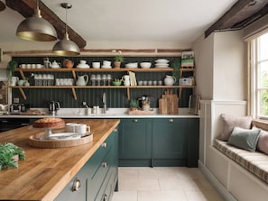 Cottage | Interior