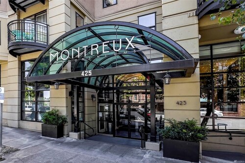 Belltown Heart 1BR, Air Conditioner, FREE Parking, next to Space Needle