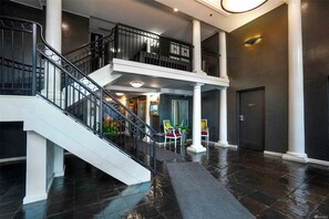 Interior - Belltown Heart 1BR, Air Conditioner, FREE Parking, next to Space Needle (Seattle)