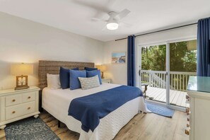 3 bedrooms, desk, iron/ironing board, travel cot - Serene Lagoon Retreat Screened Porch & Deck (Hilton Head Island)