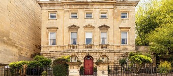 The Admirals House - Central Bath & Free Parking!