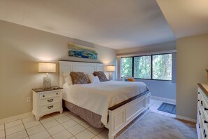 2 bedrooms, iron/ironing board, Internet, bed sheets - Serene Hilton Head Island Condo w/ Community Pool! (Hilton Head Island)