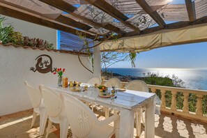 Outdoor dining - Casa de Sueños - Benitachell, Costa Blanca (Benitachell)