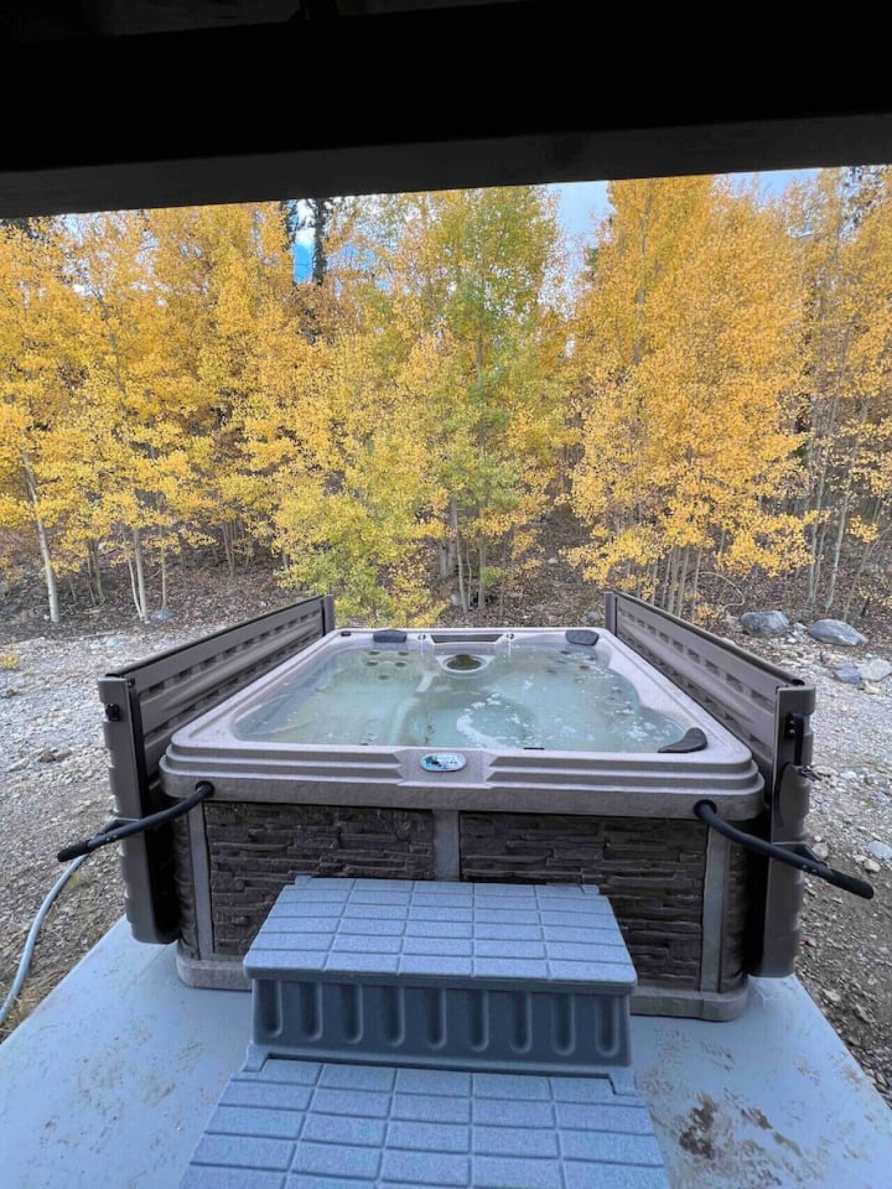 Utendørs boblebad