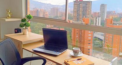 Hermoso Apartaestudio en el Poblado, Zona Exclusiva de Medellín
