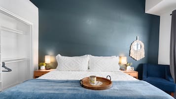 2 bedrooms, iron/ironing board, travel cot, WiFi