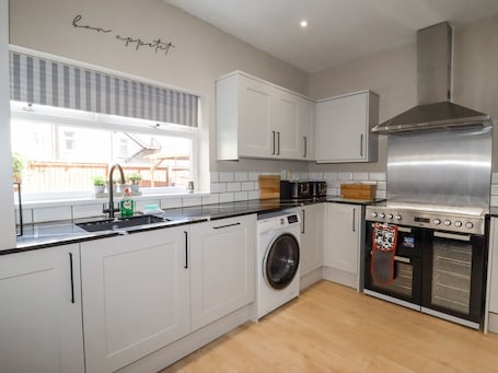 Fridge, dishwasher, electric kettle, toaster