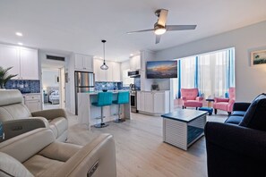 Unclassified image, 2 of 50, button