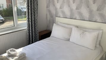 3 chambres, fer et planche à repasser, Wi-Fi gratuit