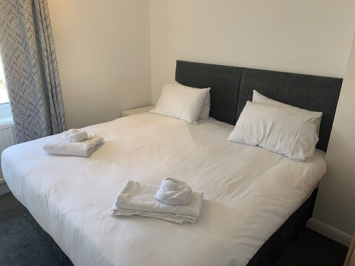 3 chambres, fer et planche à repasser, Wi-Fi gratuit