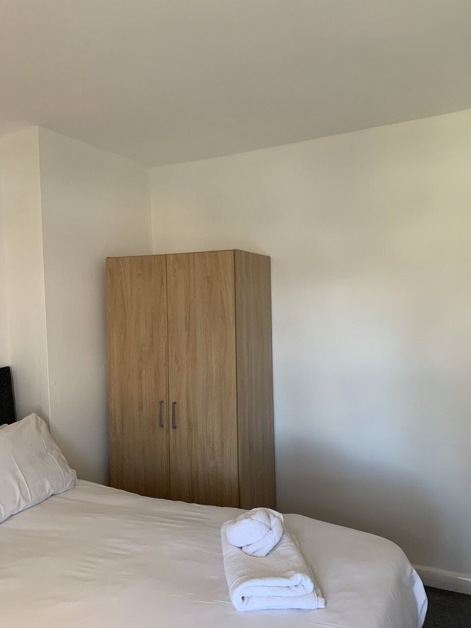 3 bedrooms, iron/ironing board, free WiFi