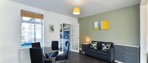 Interior - Hillside House (Nottingham)
