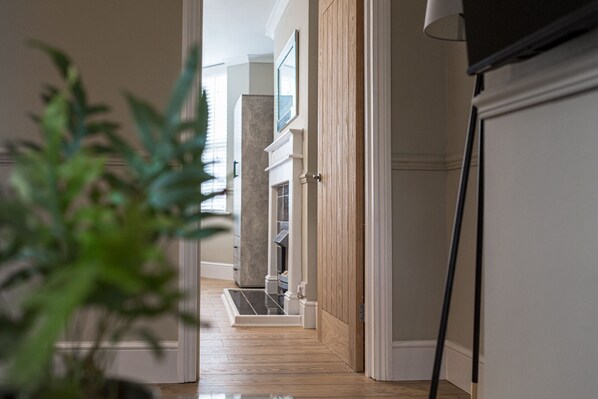 Interior - Cirencester Road - Elegant 5 bedroom semi-detached house with garden and patio (Charlton Kings)