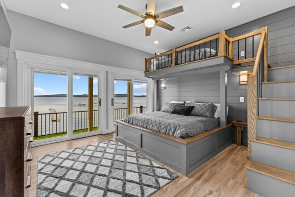 4 bedrooms, iron/ironing board, travel crib, free WiFi