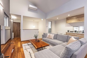 Casa Deluxe | 4 dormitoris, caixa forta a l'habitació i cortines opaques