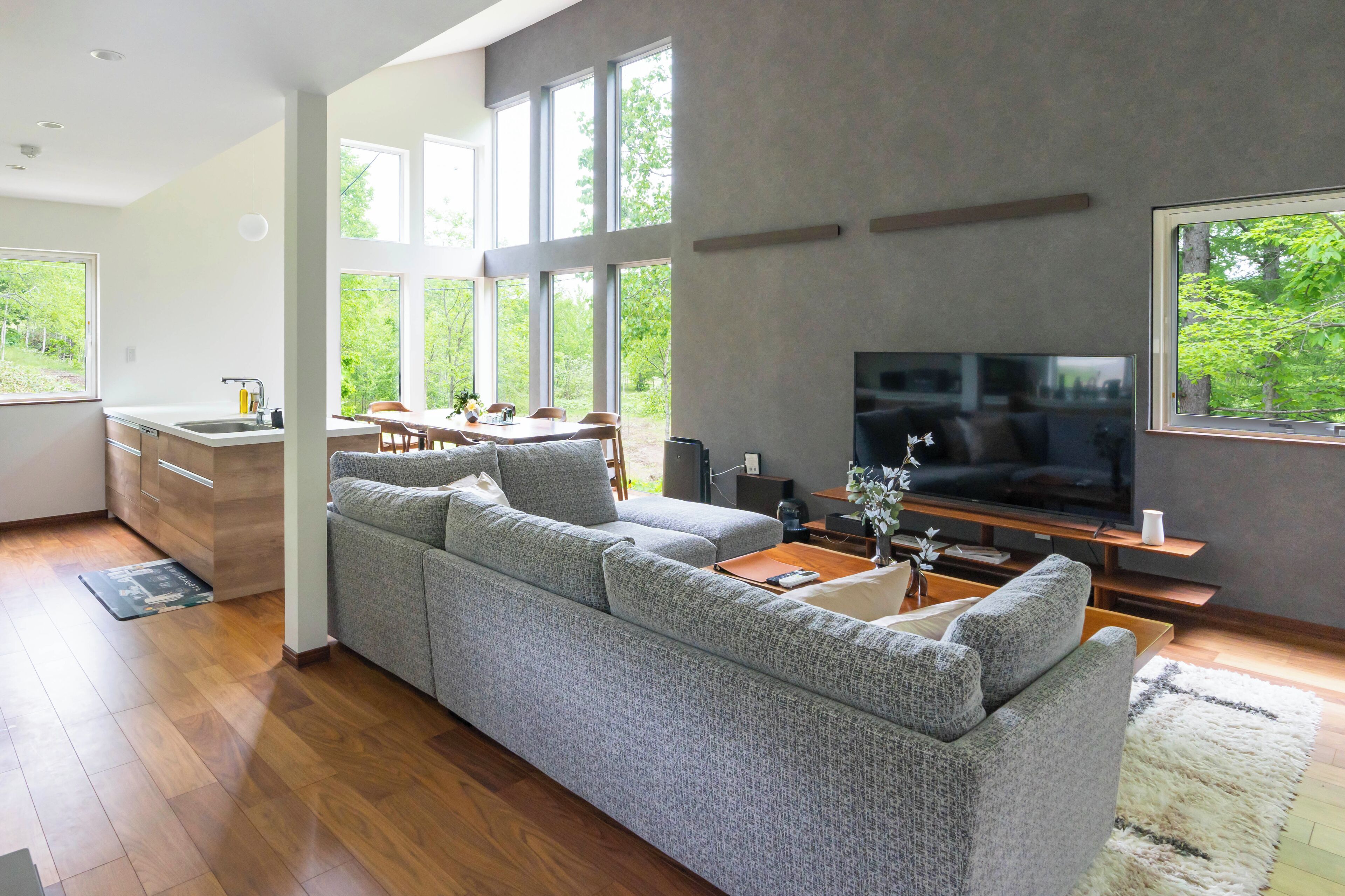 In-room safe, blackout curtains, free WiFi, bed sheets