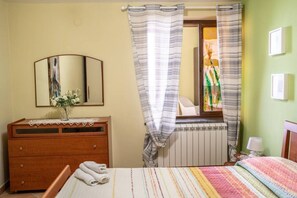 3 slaapkamers, een bureau, gratis wifi