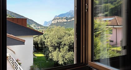 Villa 'Katzemburg 5+' mit Seeblick, Privatem Garten und WLAN