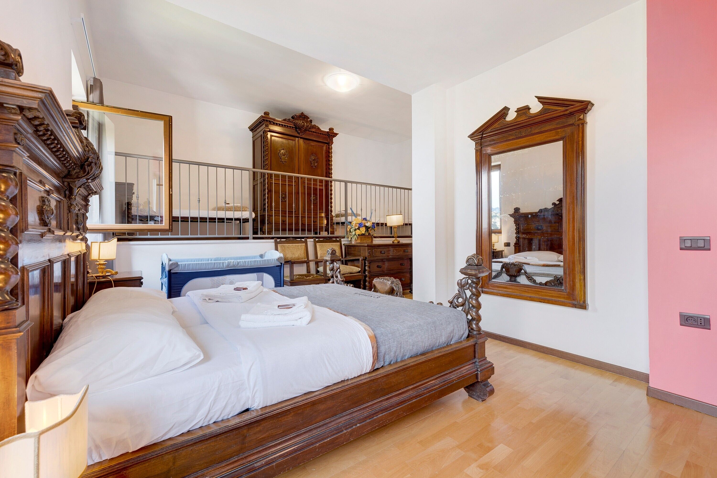 3 quartos, ferros/tábuas de passar roupa, Wi-Fi de cortesia