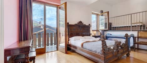 3 habitaciones, tabla de planchar con plancha y wifi gratis