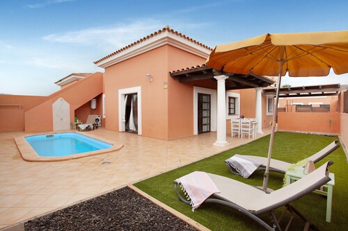 Vacation Villa 'Venus House' with Private Pool and Wi-Fi