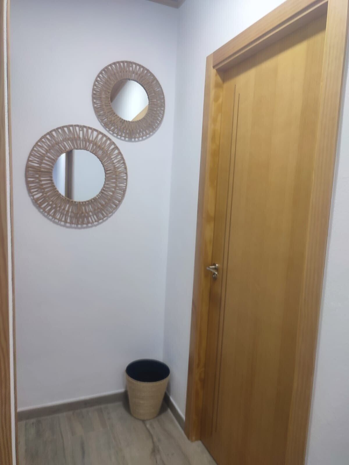 Interni