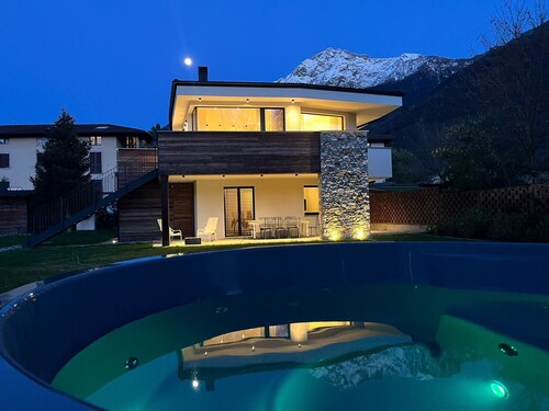 Villa 'La Del Lago' avec Wi-Fi et climatisation