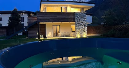 Villa 'La Del Lago' avec Wi-Fi et climatisation