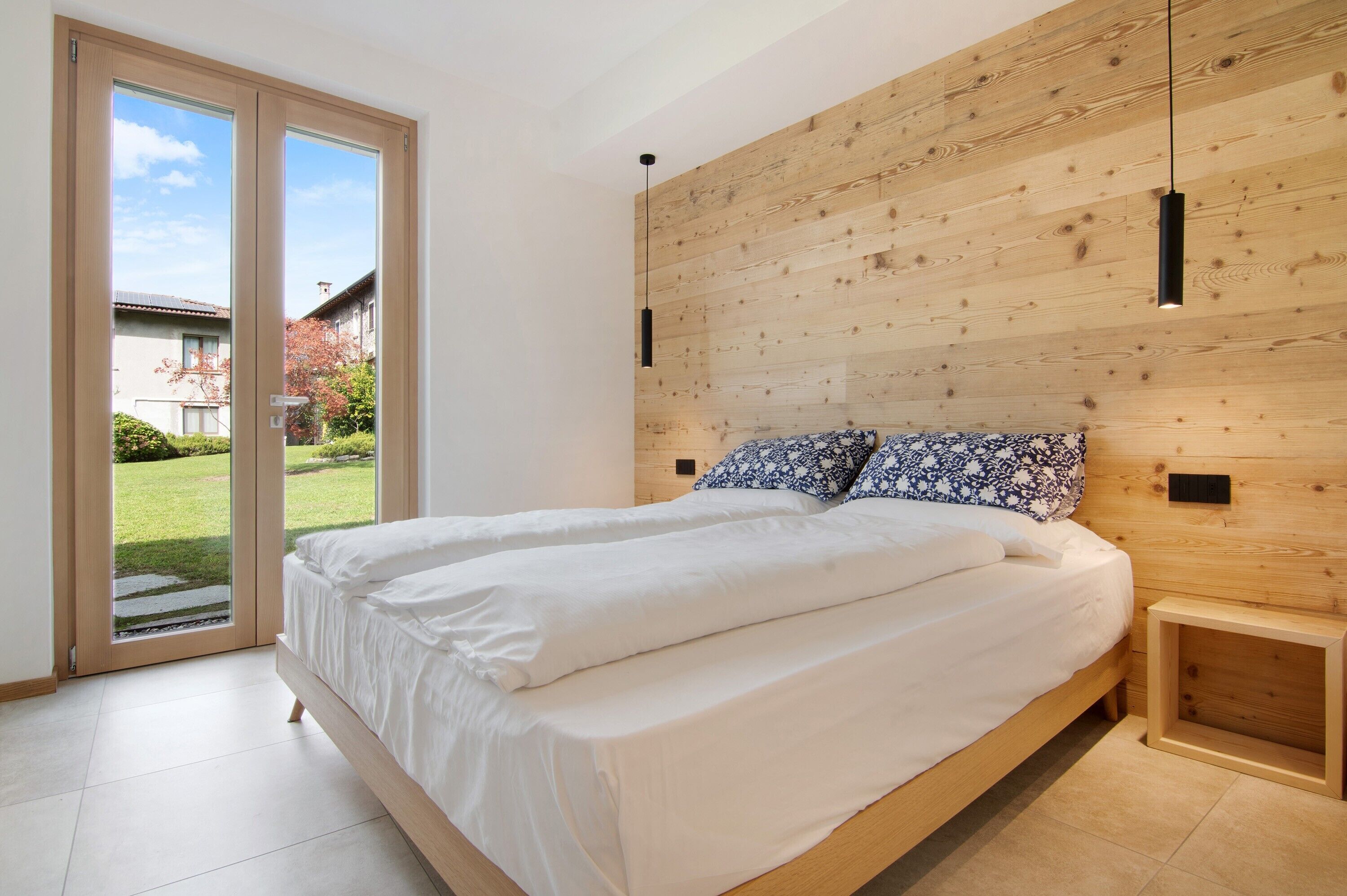 3 habitaciones, tabla de planchar con plancha y wifi gratis 