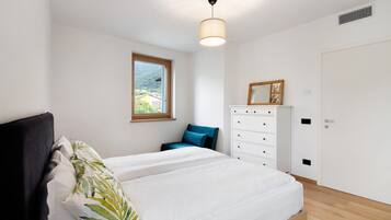 2 habitaciones, tabla de planchar con plancha y wifi gratis