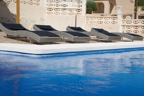 Pool - Villa "Torre" with Sea View, Private Pool & Wi-Fi (El Campello)